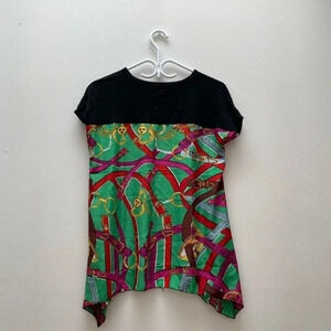 Vintage - Funky Belt Design TShirt